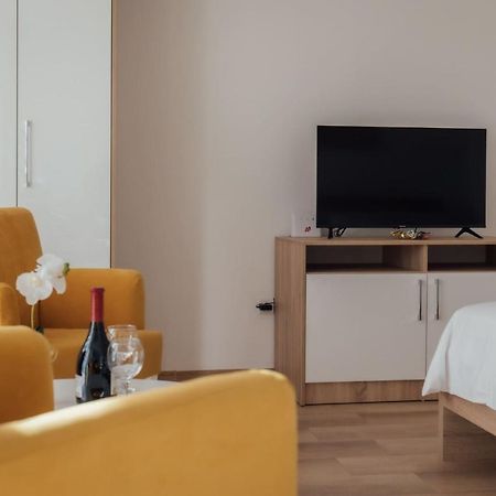 La Casa M Apartment Vrsac Bagian luar foto